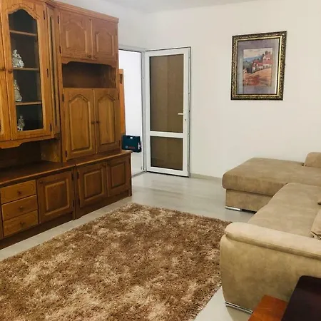 Apartament In Regim アパート *